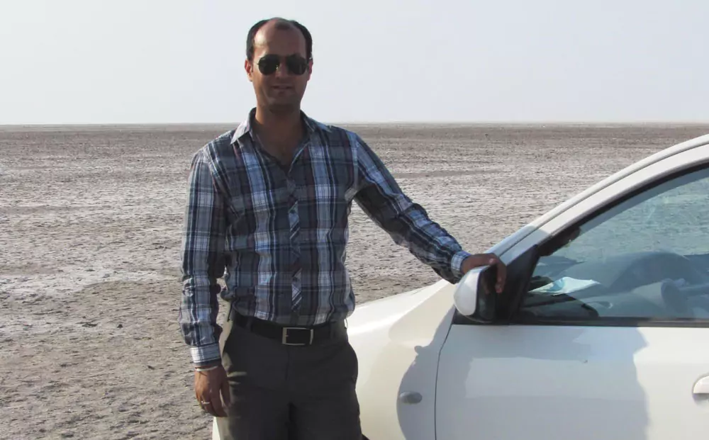 Conductor de Coche en la India