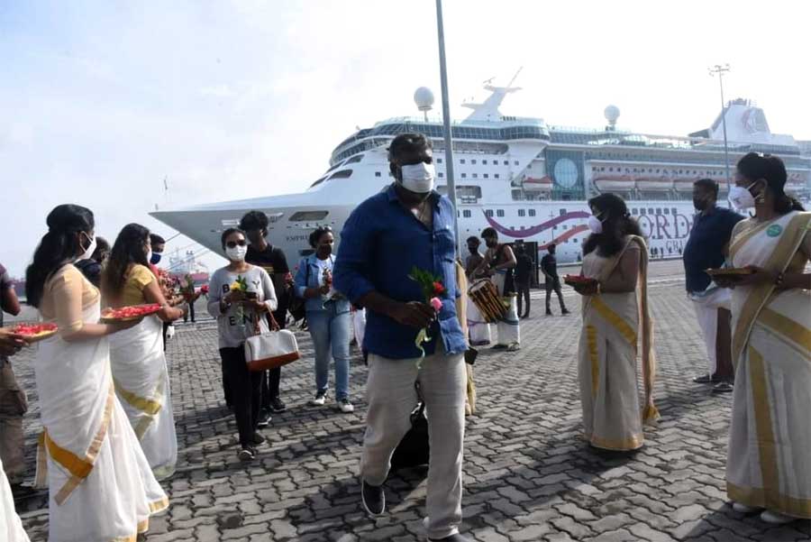 Kochi Shore Excursions Full-Day Group Tour